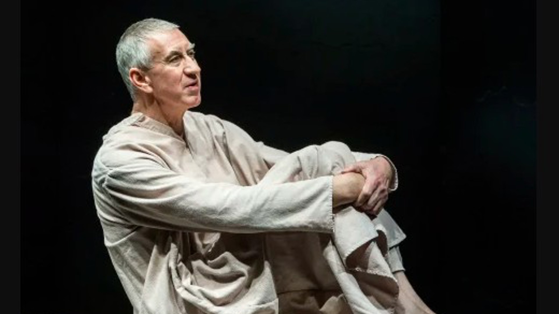 Barry McGovern performing in Ill Go On at the Kirk Douglas Theatre